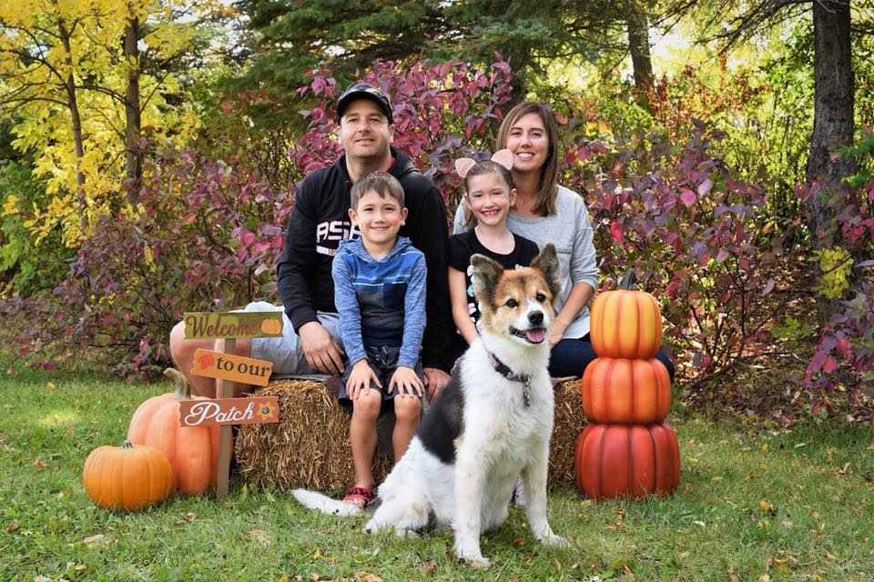 From Furry Friends to Family Members: Including Pets in Family Portraits